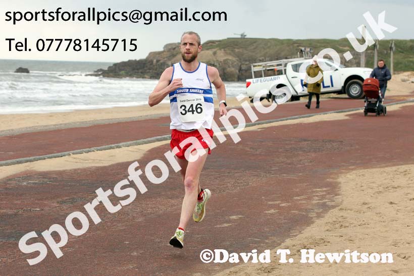 Sand Dancer 10k, South Shields. Photo:  David T. Hewitson/Sports for All Pics